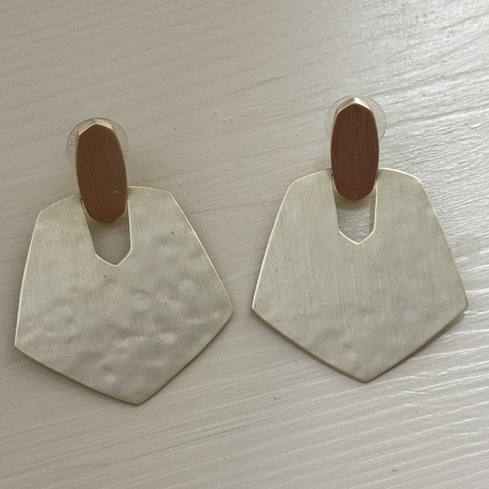 Kendra Scott Hammered Gold Earrings